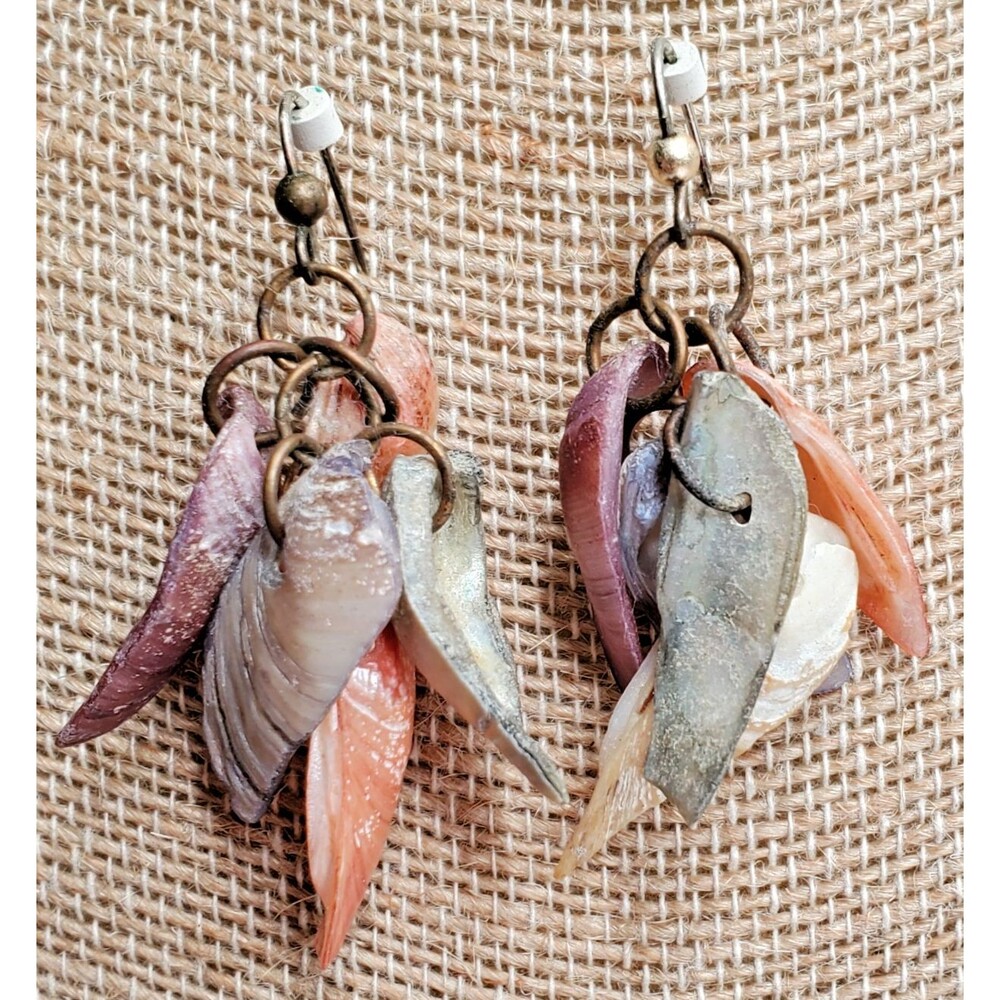 Vintage Sea Shell Earrings Multicolor Dyed Dangle Drop Cluster Boho Beach Resort